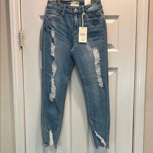 LTJ - letters to Juliette Women's Blue Distressed Jeans - 26